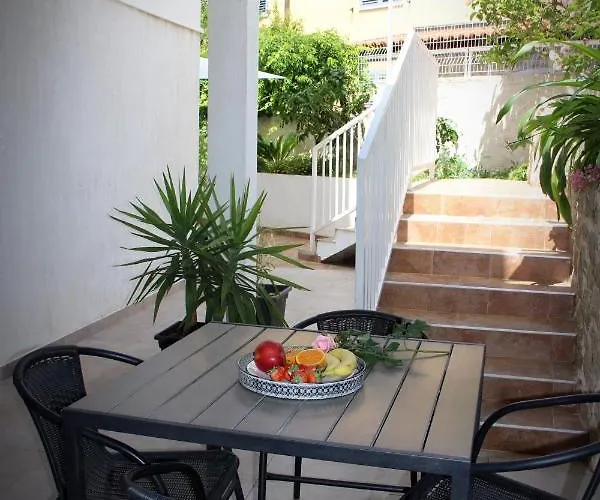 Giardino * Hvar Town