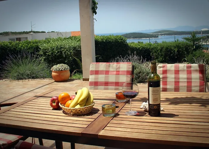 Giardino * Hvar Town